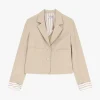Blazer con botones y bolsillos