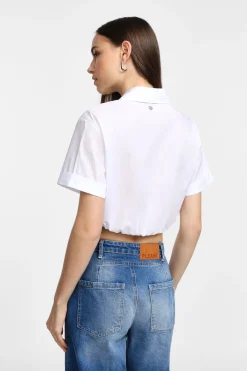 Camisa corta con cuello clásico