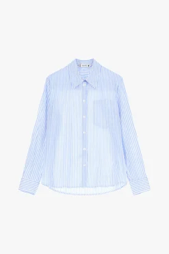 Camisa de rayas con cuello clásico