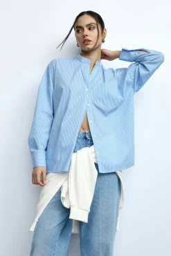 Camisa de rayas con cuello mao
