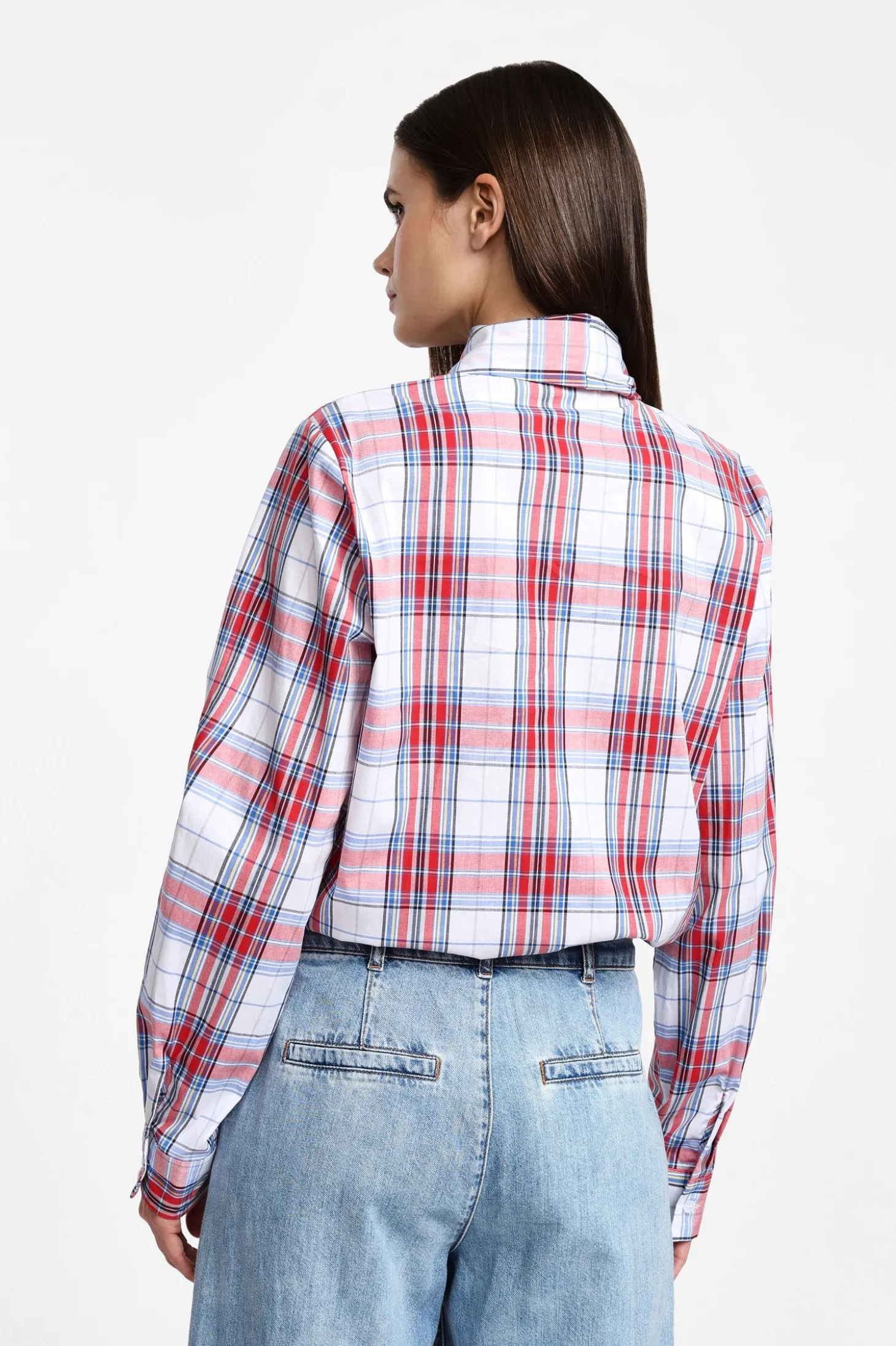 Camisa de rayas con mangas largas