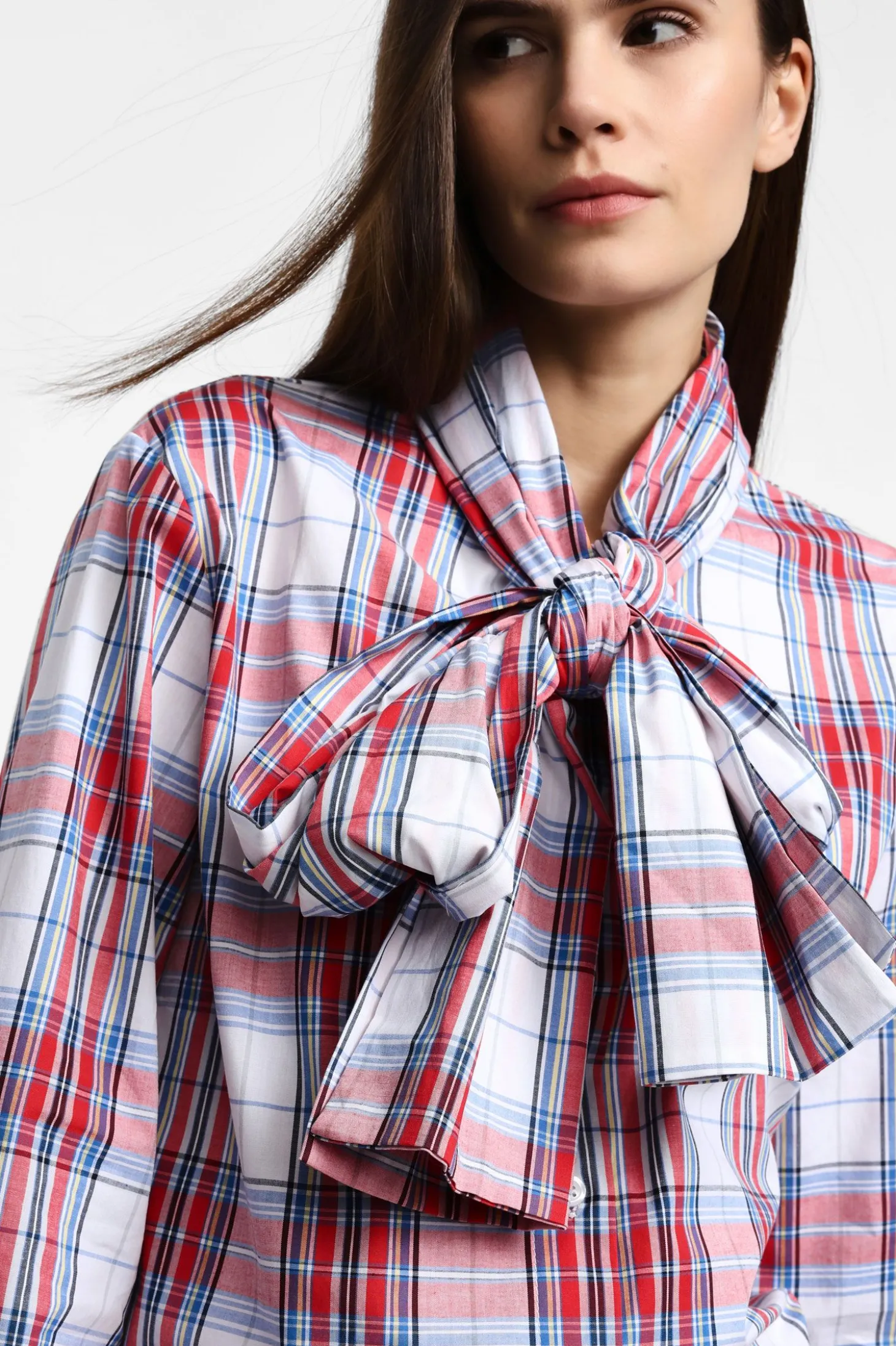 Camisa de rayas con mangas largas