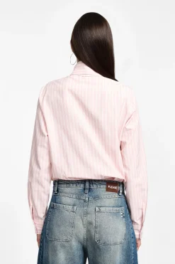 Camisa de rayas con mangas largas