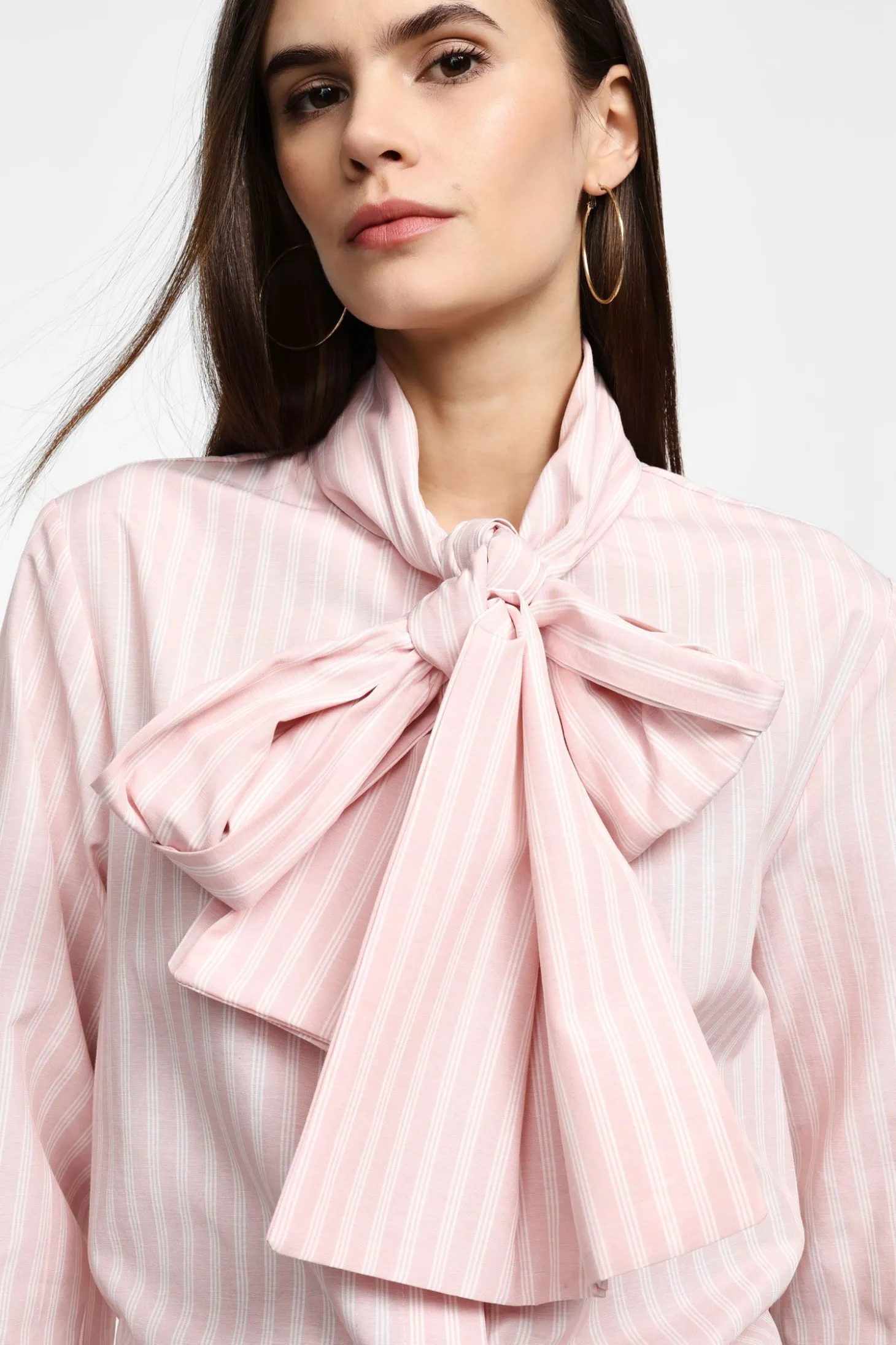 Camisa de rayas con mangas largas
