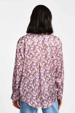 Camisa estampada cuello clásico