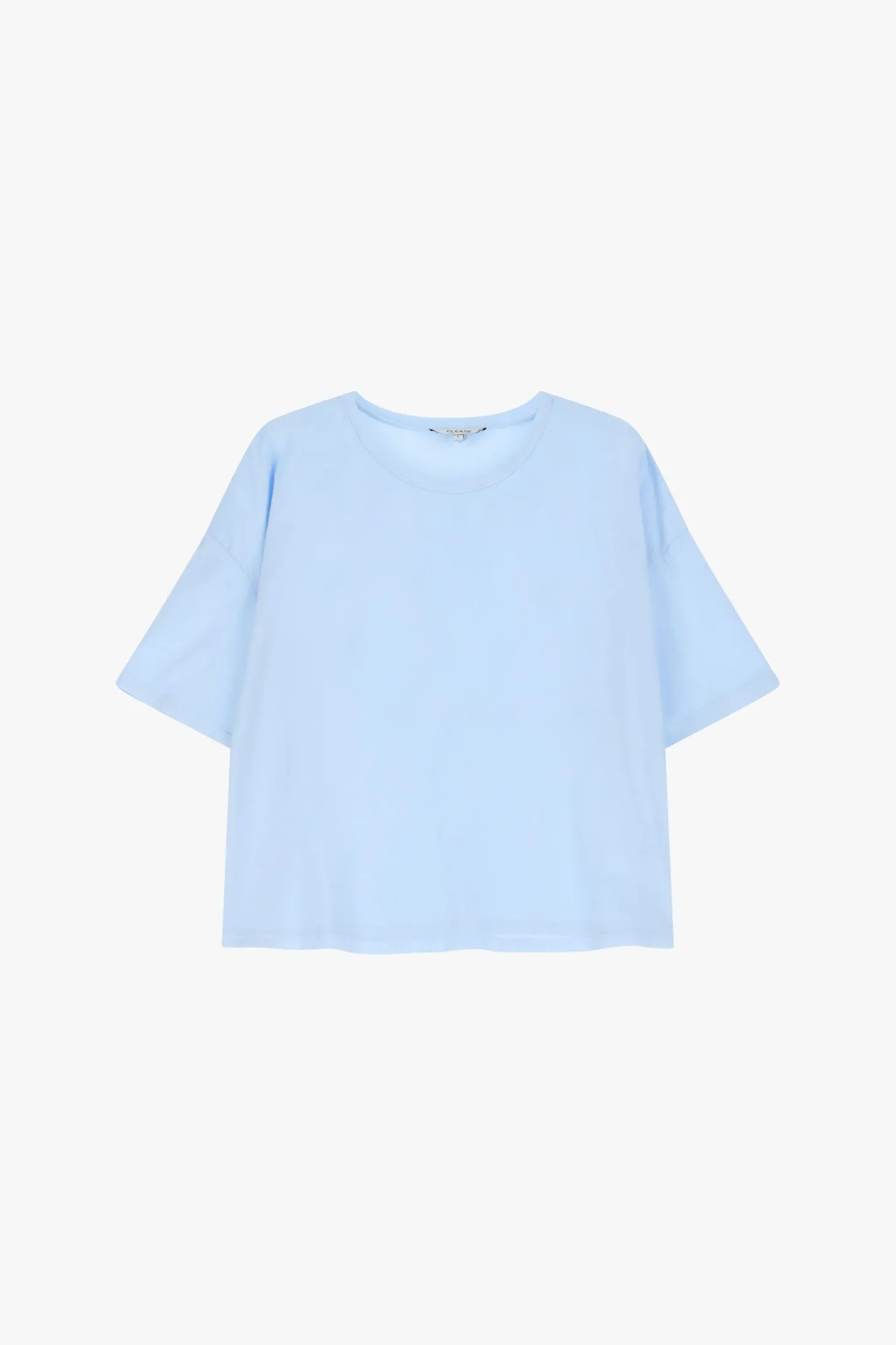 Camiseta con mangas cortas y cuello redondo
