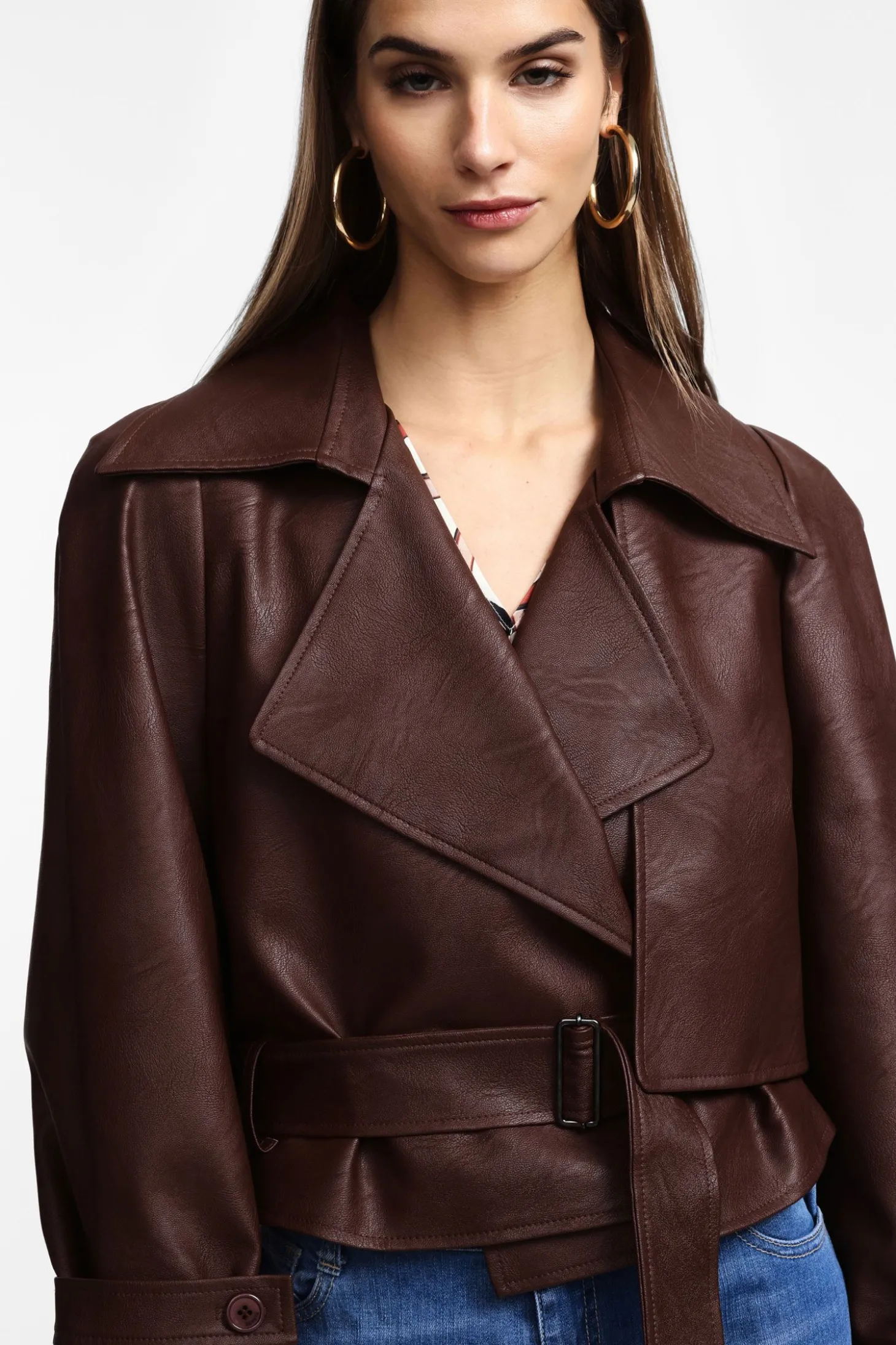 Chaqueta de piel con doble botonadura