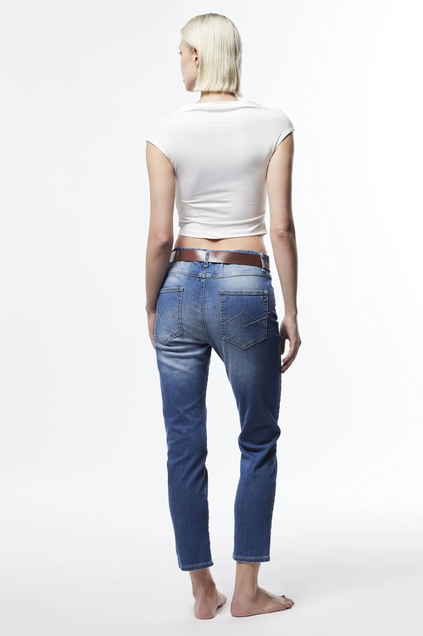 Jeans girlfriend con vita bassa