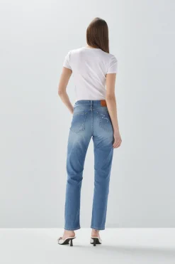 Jeans straight délavé con abrasioni