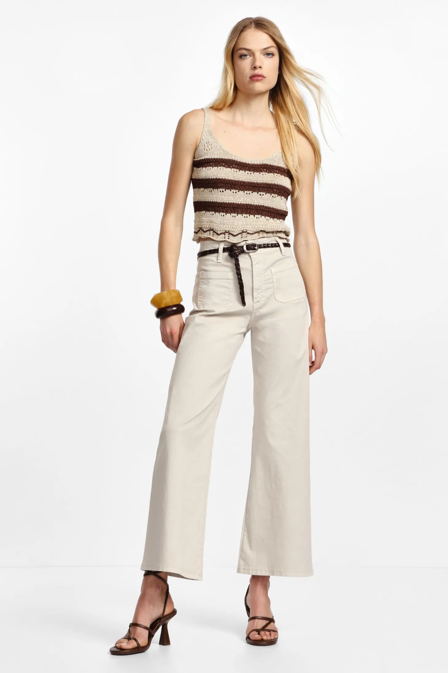 Pantalones anchos con bolsillos