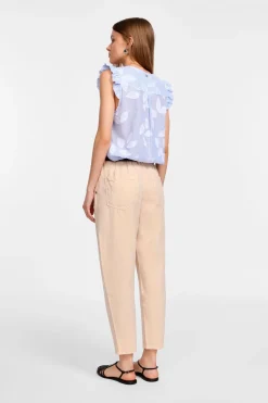 Pantalones chino de tiro medio