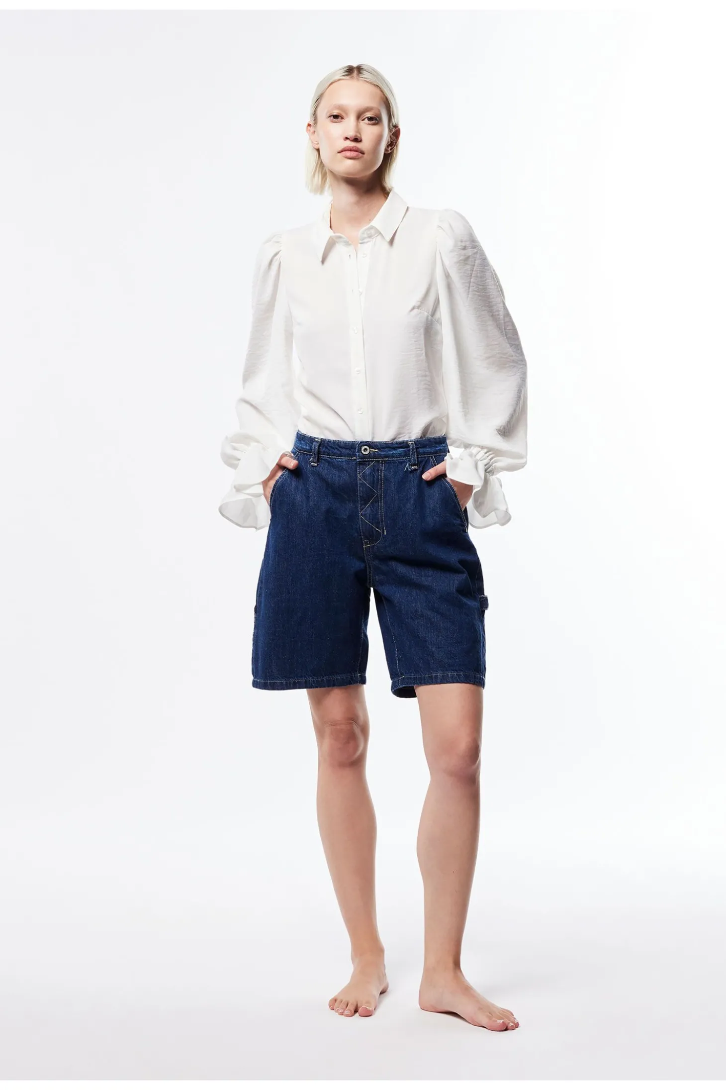 Pantalones cortos con bolsillos laterales