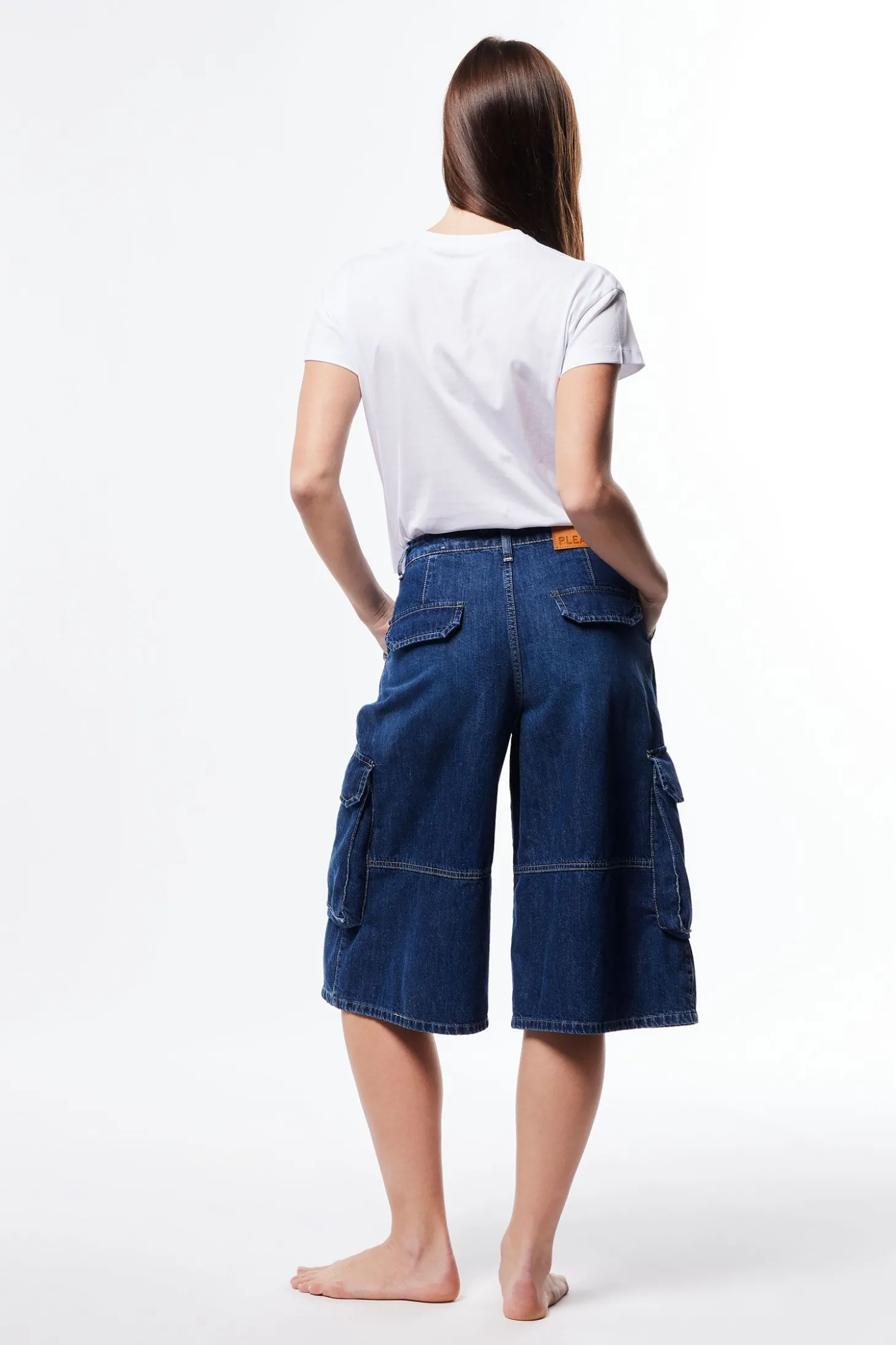 Pantalones cortos vaqueros a la rodilla con bolsillos