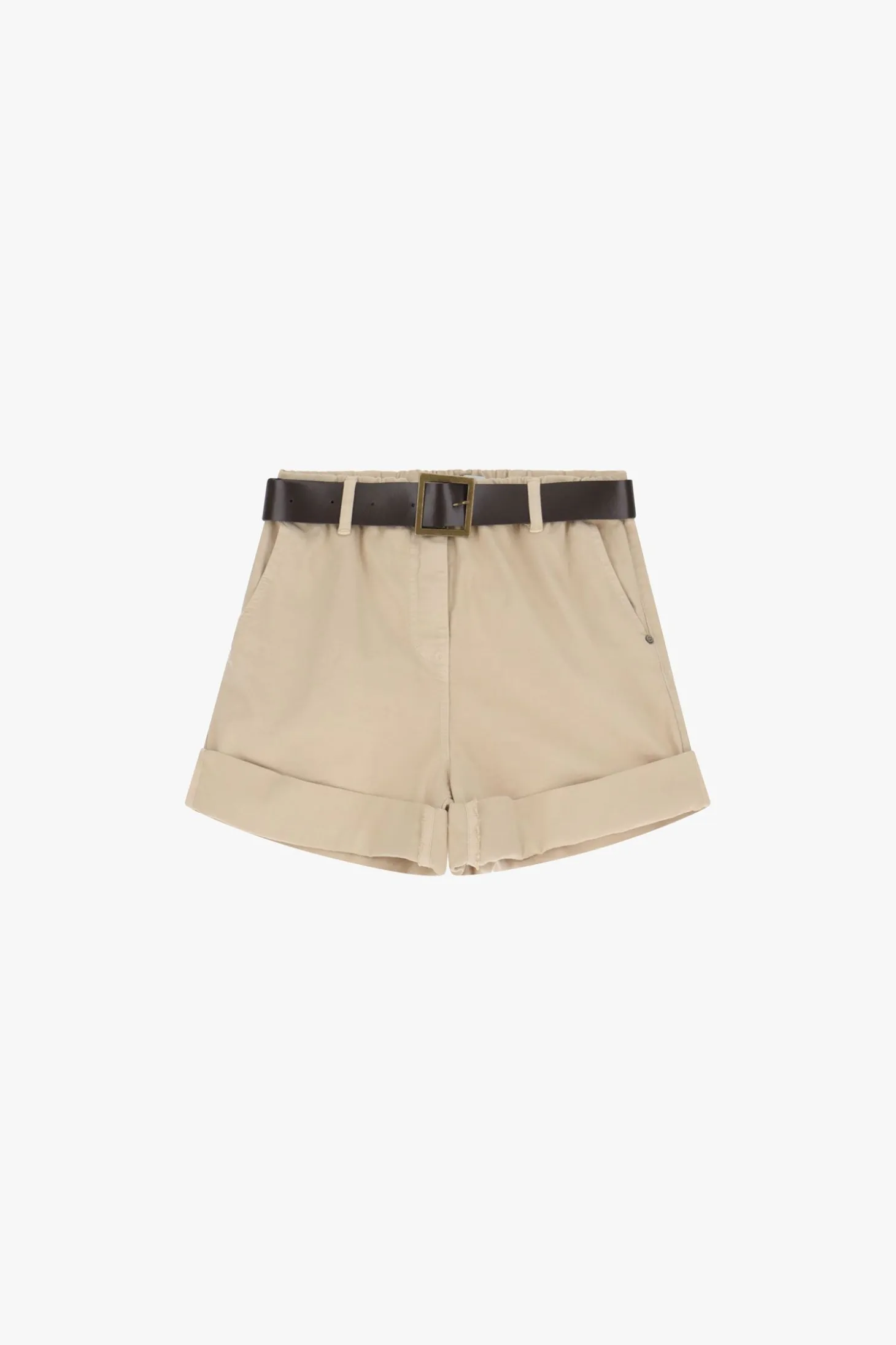 Shorts con cinturón y bolsillos verticales